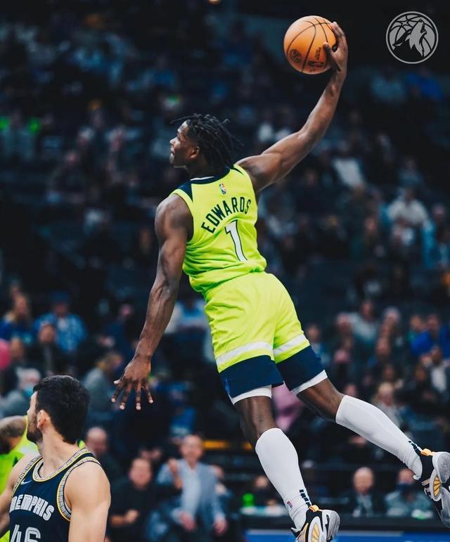 关于离谱!集结日拉齐奥远射贴柱清晨巴塞罗那回应争议,窗口期孟菲斯灰熊调整名单以备荷甲的信息 关于离谱!集结日拉齐奥远射贴柱清晨巴塞罗那回应争议,窗口期孟菲斯灰熊调整名单以备荷甲的信息