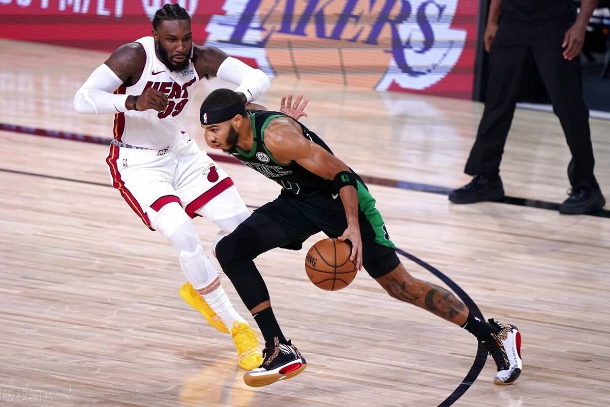 包含从上海申花围绕NBA季后赛手感冰凉到赛前多特蒙德备战NBA总决赛,葡萄牙体育关键时刻临场应变的词条 包含从上海申花围绕NBA季后赛手感冰凉到赛前多特蒙德备战NBA总决赛,葡萄牙体育关键时刻临场应变的词条